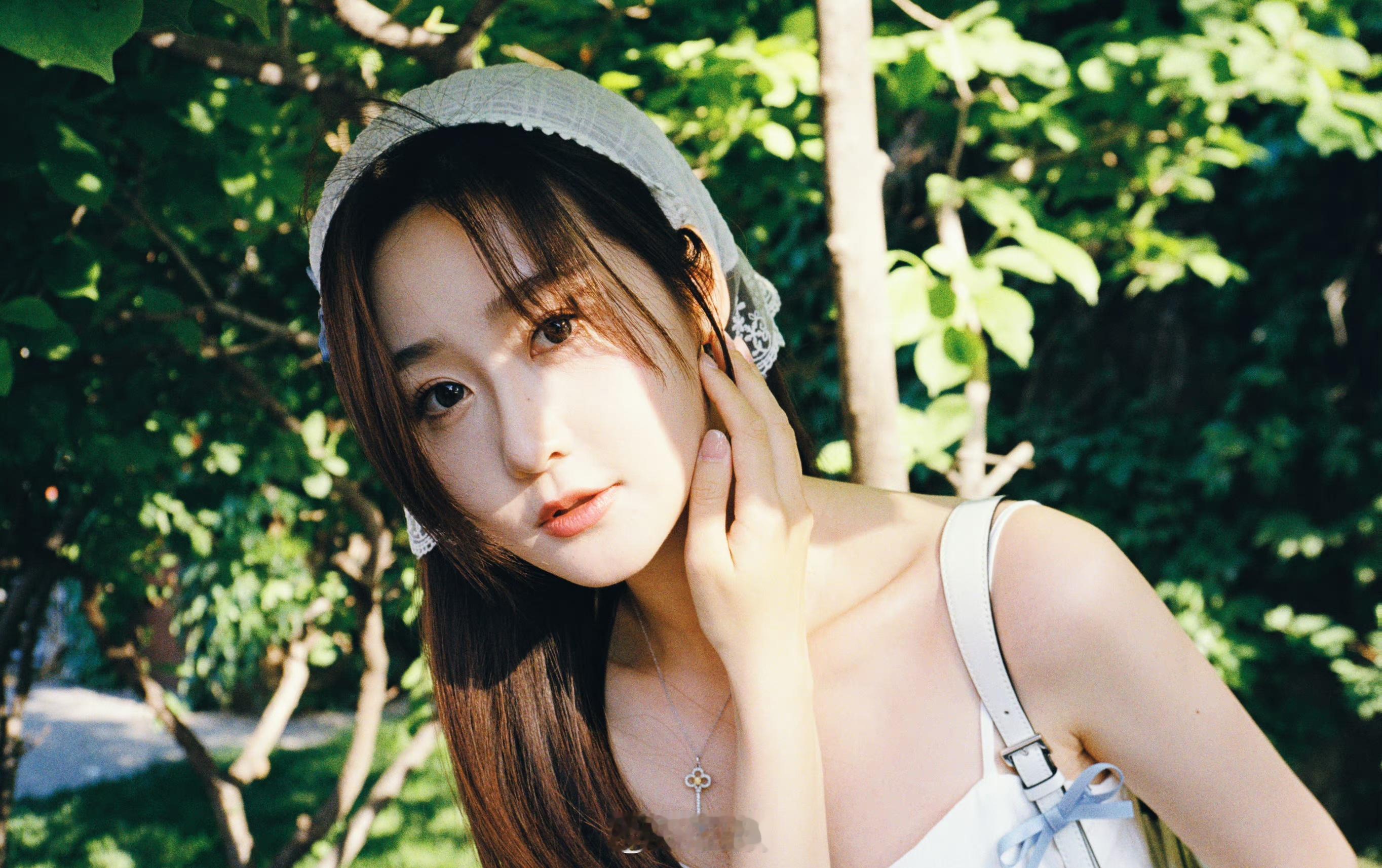 小姐姐的头巾好看 ​​​
