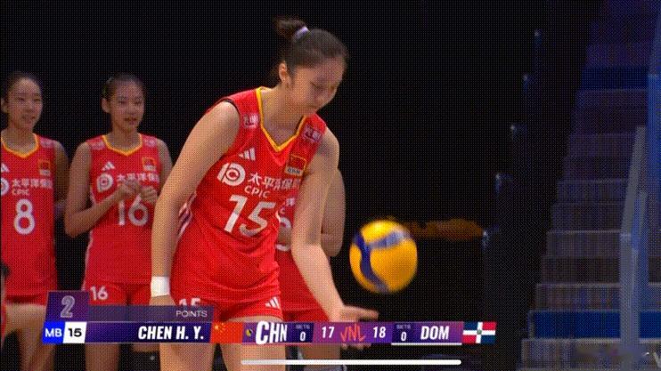 被姑娘们开局6-12落后给吓醒了[困][困]中国女排第一局慌慌张张、匆匆忙忙逆转