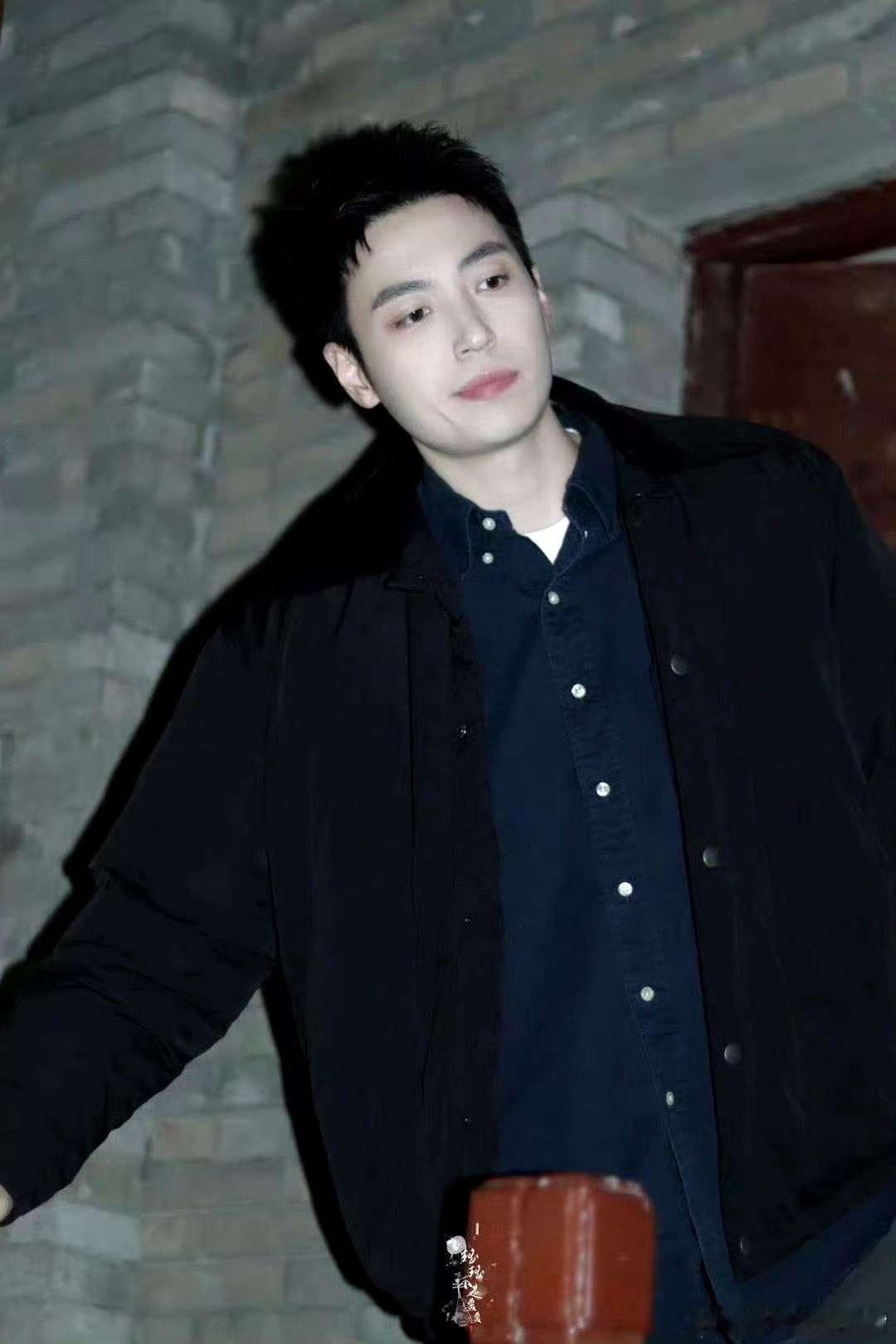 原来北方杀猪搓澡都是一个流程  南方人被这个话题惊到原地转圈！王九龙在哈尔滨和烧