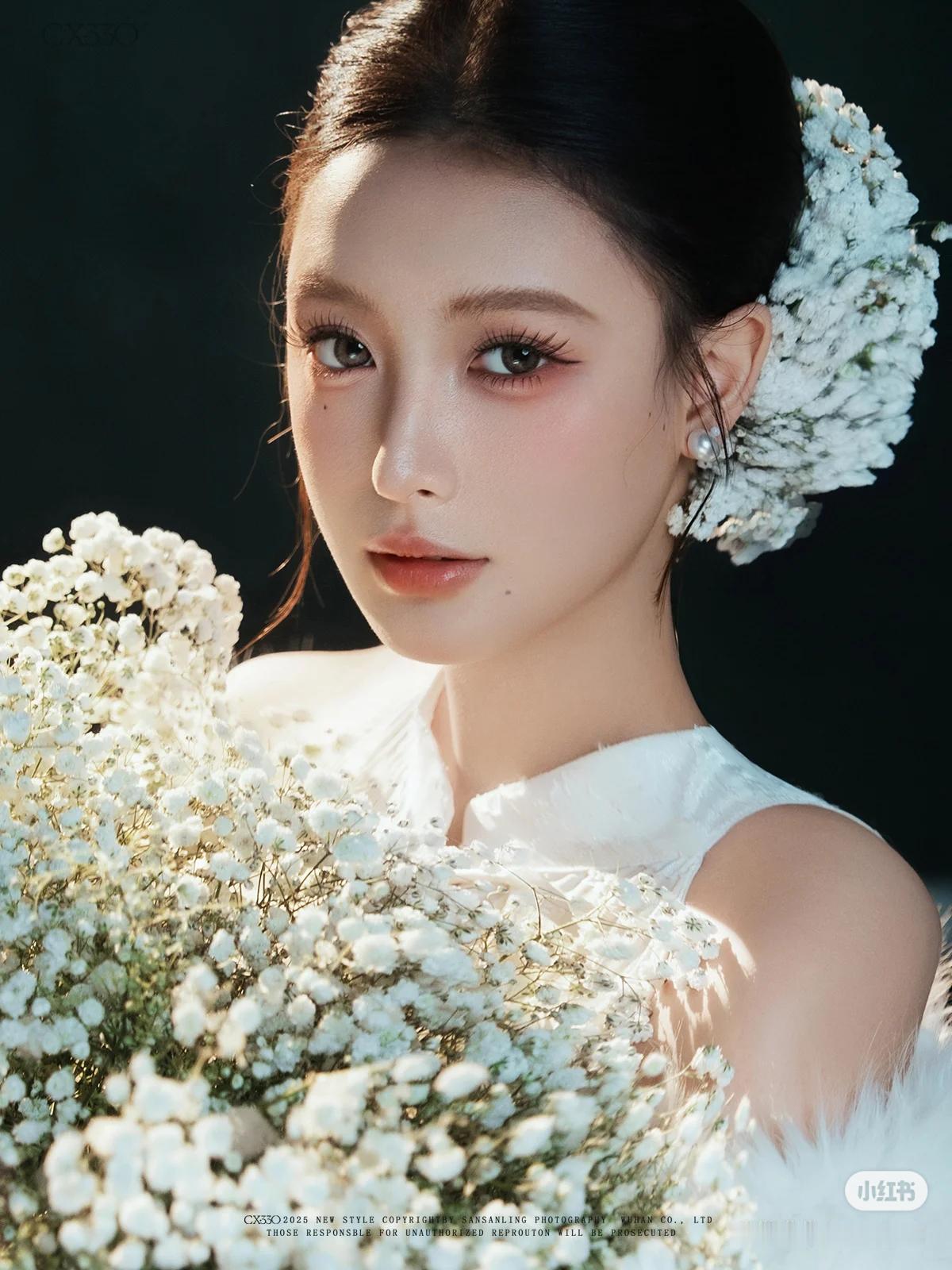 晒图笔记大赛美女旗袍穿搭写真