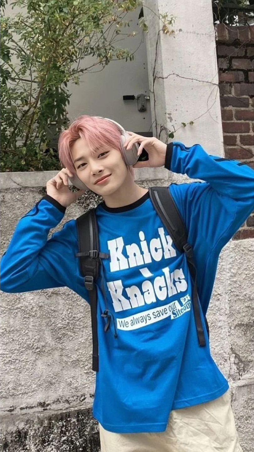 【粉丝投稿】梁精寅 💌“超会穿搭的小狐狸梁精寅🦊” ​​​