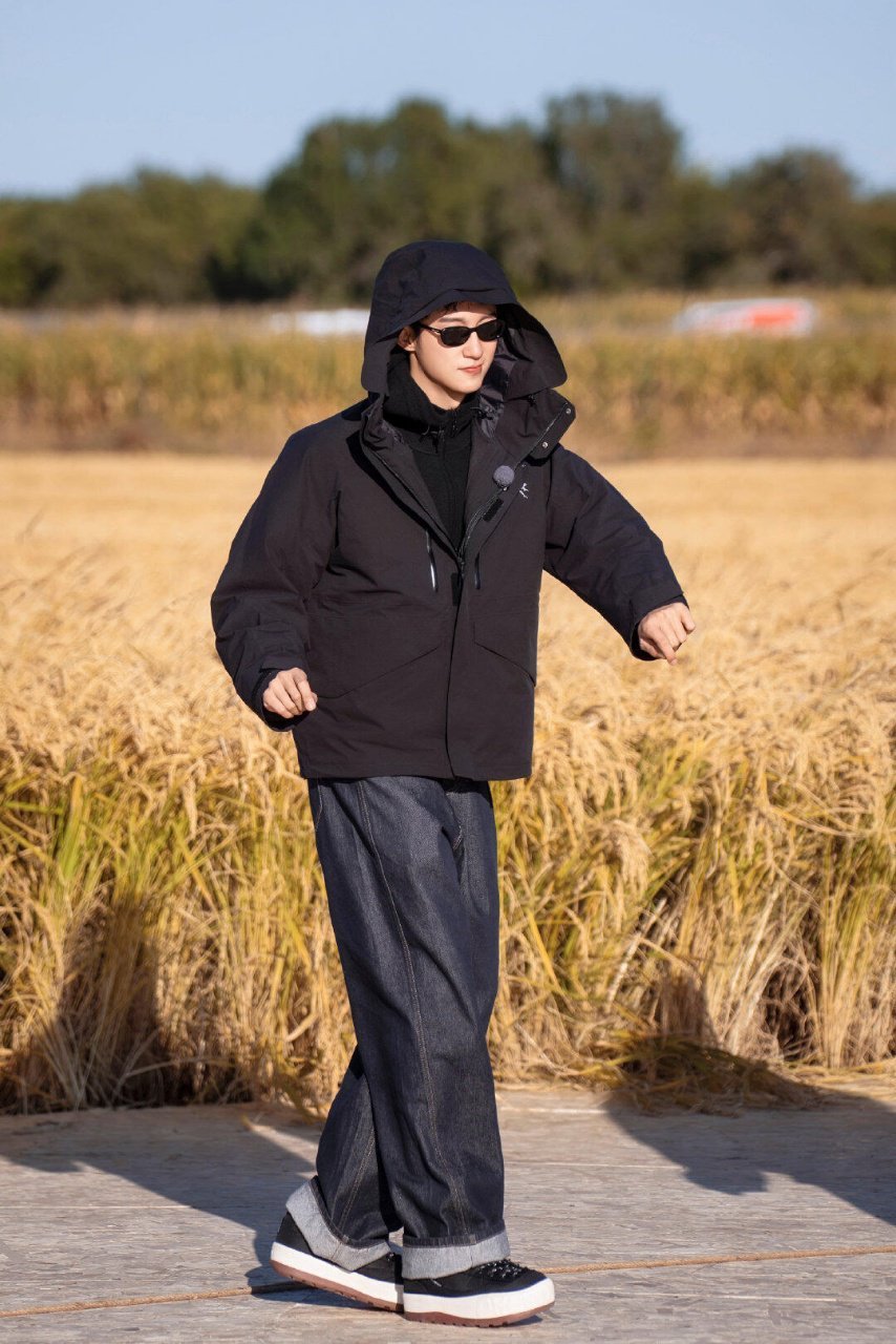 纸板过山车拆到只剩俩安全带！道具在他手里活不过三秒，连沈腾都叹服的破坏力，综艺“