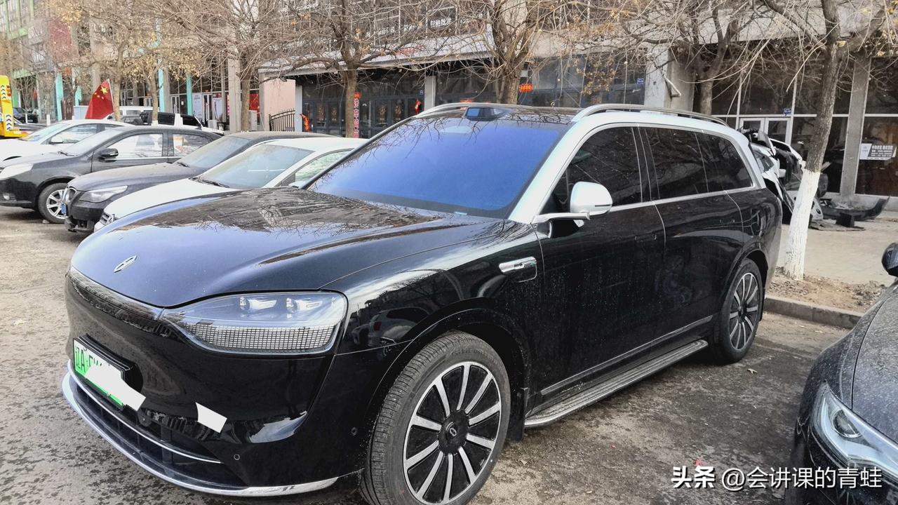 问界汽车的辅助驾驶技术怎么样厉害了，爱车问界，安全性科技感直接拉满。我五个月驾车