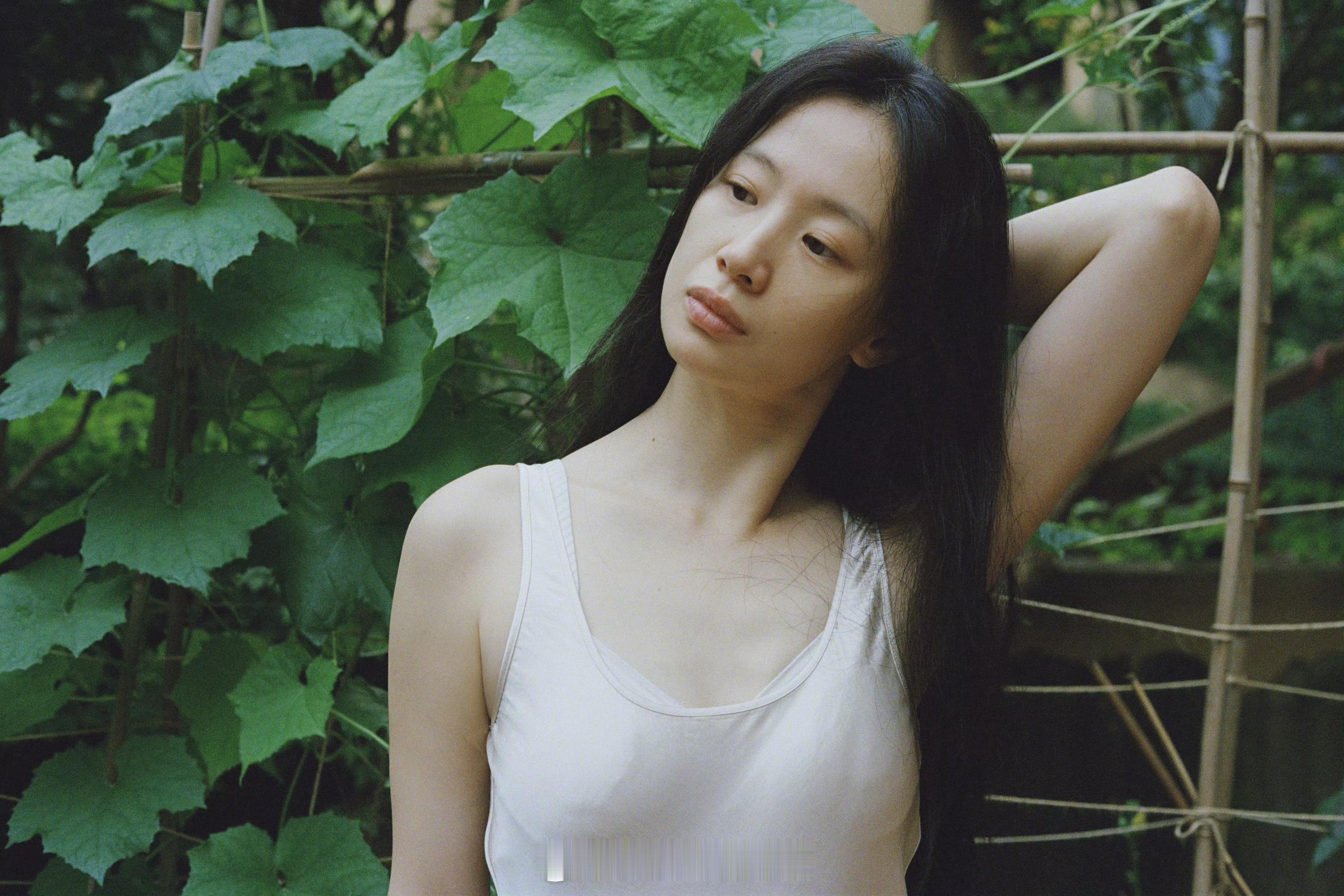 李梦宅家氛围感拍照 ​​​