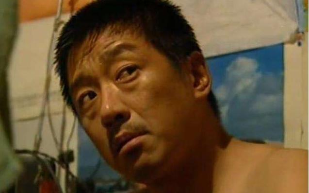 “不加钱我就罢演！”1998 年《末路 1997》片场，扮演白宝山的吴姓演员把剧