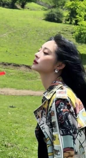 周洁琼糊图即神图完全氛围感女神 
