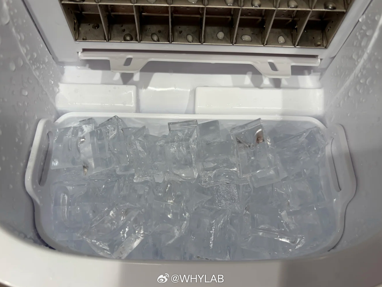 夏天你最后悔没买什么家电制冰机，后悔没早点买，因为夏天太热了，时不时就想喝加冰块