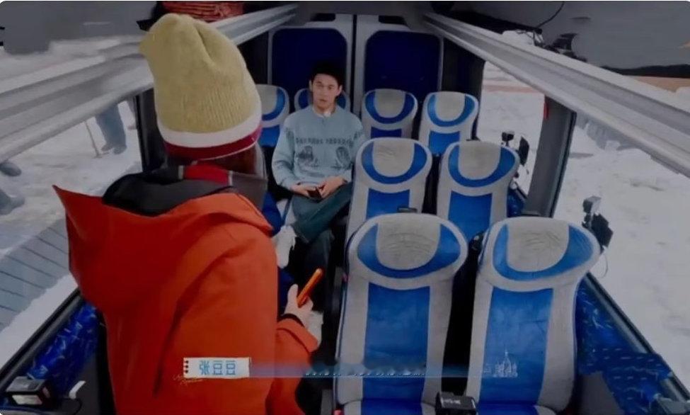 《妻旅》制片人否认孙杨母亲来电，称孙杨张豆豆像白纸，很真诚 