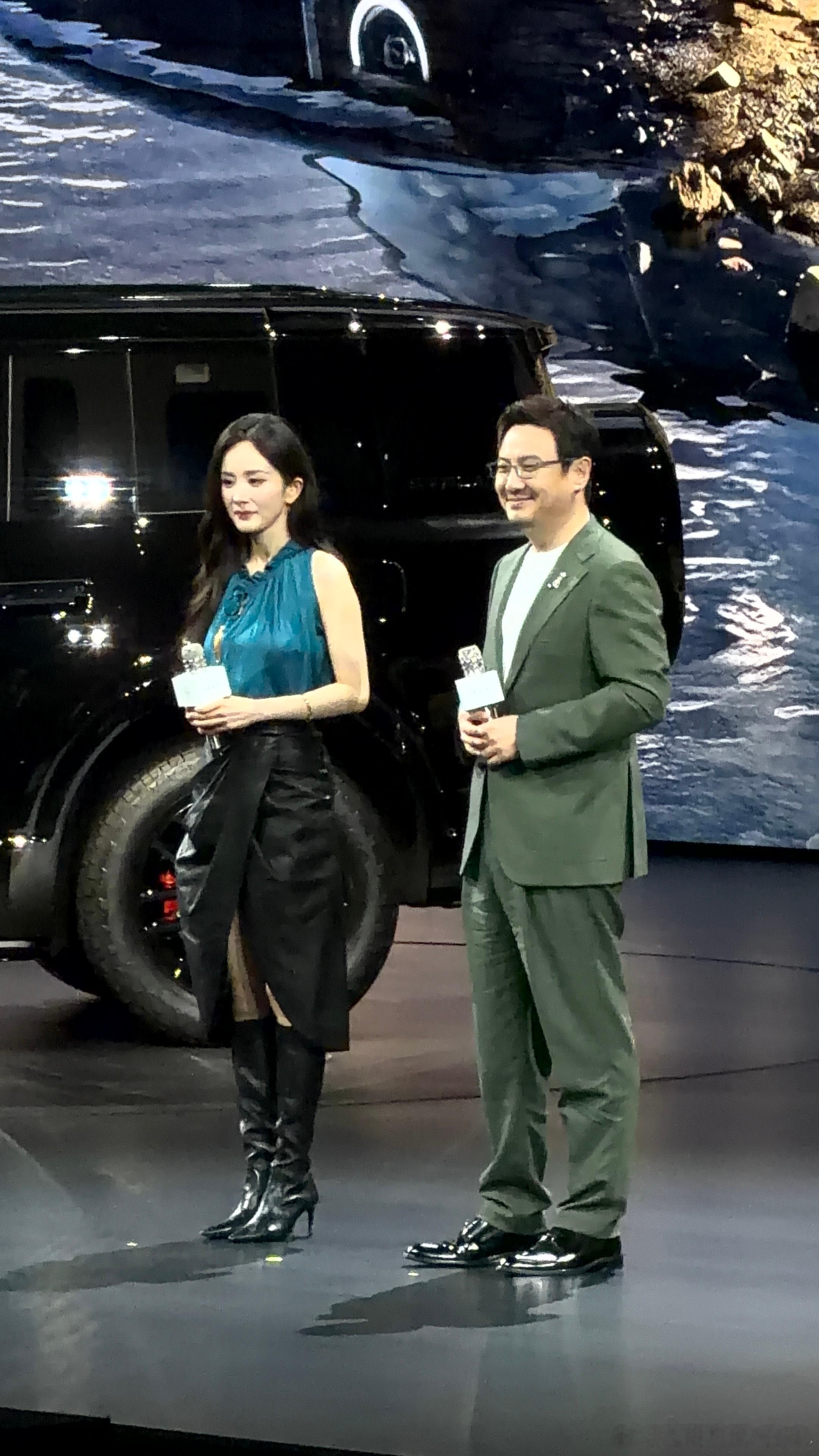 享界g9发布会 杨幂和沈腾 这个组合怎么样？ 
