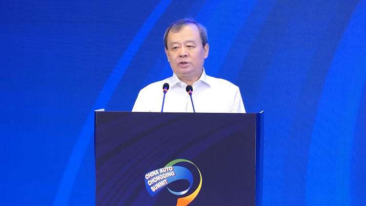 2026年中国汽车重庆论坛，不少车企高管们都在论坛上发言，但从大家的发言里可以读