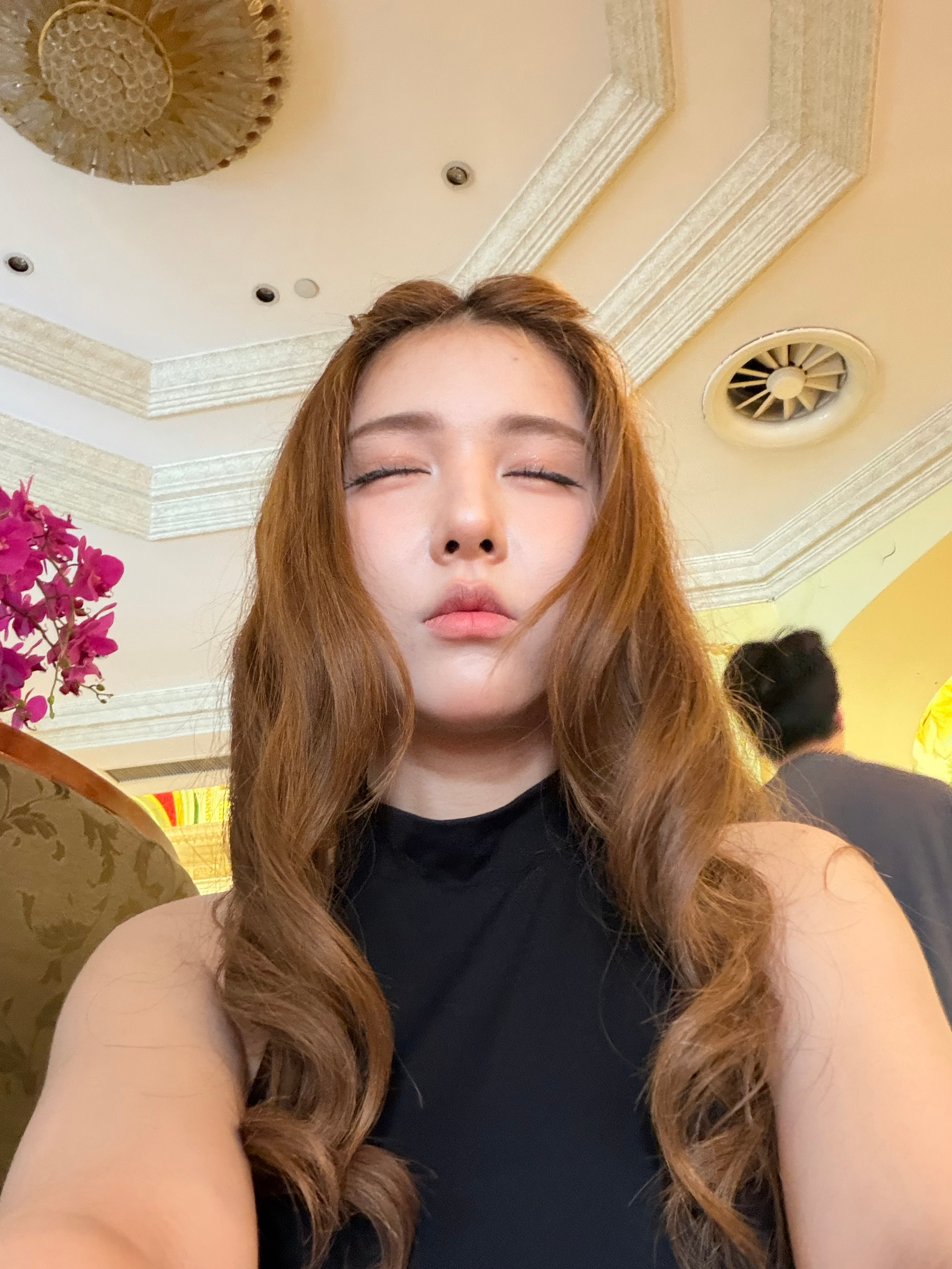 累的头剧痛想吐恍惚 