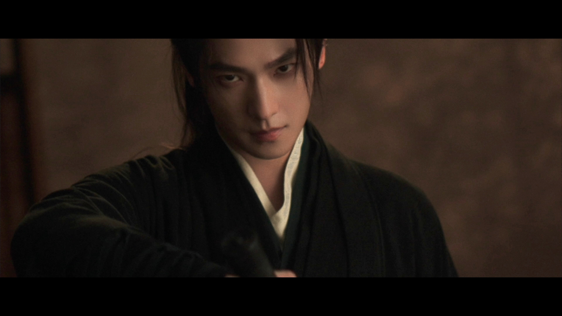 #杨洋斗笠游侠造型#杨洋雨霖铃斗笠游侠造型含金量好高，忠肝义胆气宇轩昂，新预告里