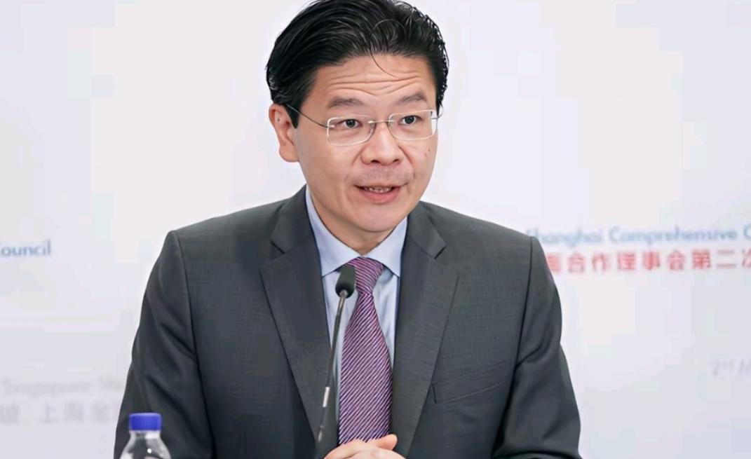 新加坡总理黄循财，最近给菲律宾总统写了封信。信里就一件事：你们那地震了，需要帮忙