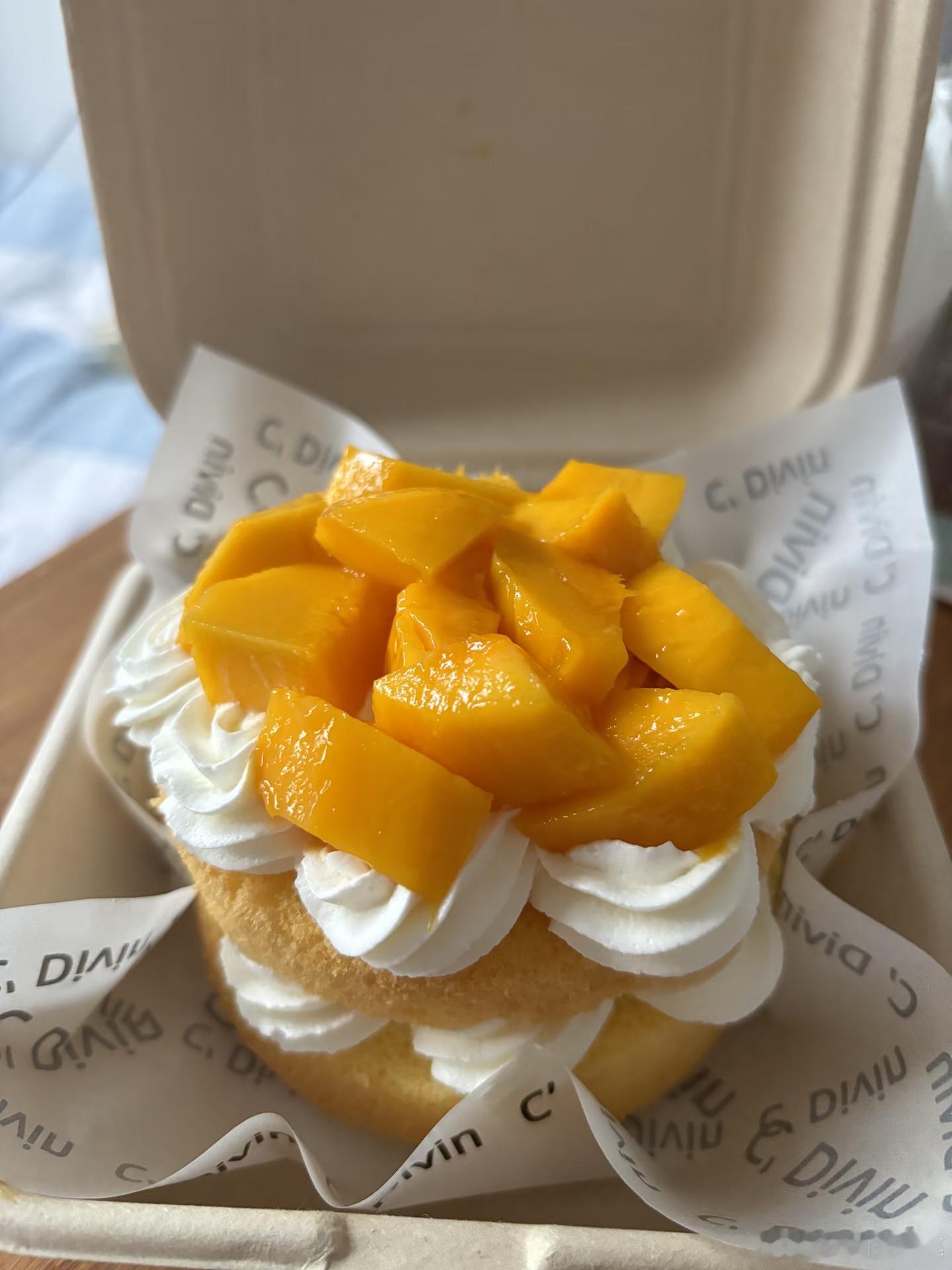 最近芒果超甜，今天糖分超标 