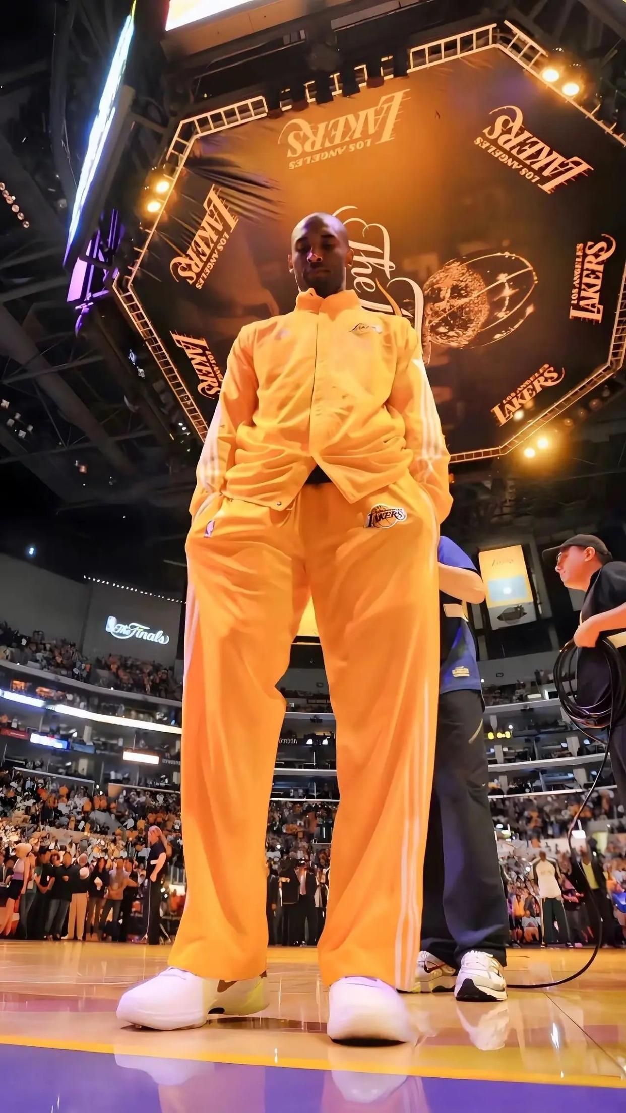 凌晨四点🕓💜💛科比KobeBryant凌晨四点