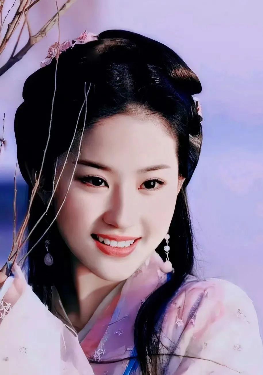 天龙八部，玉雕美人留字：磕首千遍，供我驱策。源自济南玉环泉

玉环泉：此泉因两泉