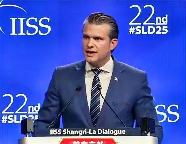 在获悉我们的国防部长不出席香格里拉对话会之后，法媒声称，中国对于该会表现出一种“