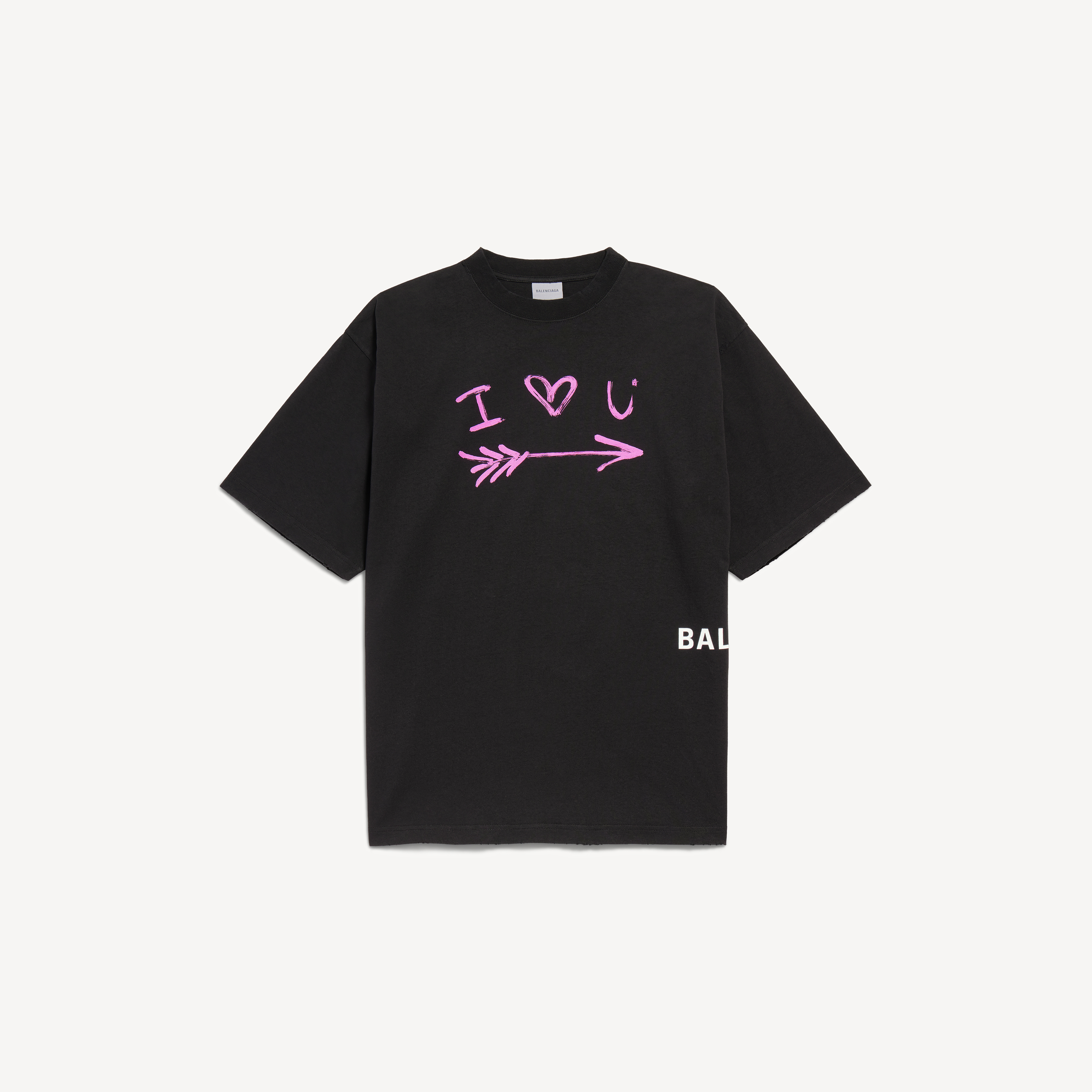 BALENCIAGA 推出七夕限定系列，系列在品牌经典款之上，融入了全新创意图案