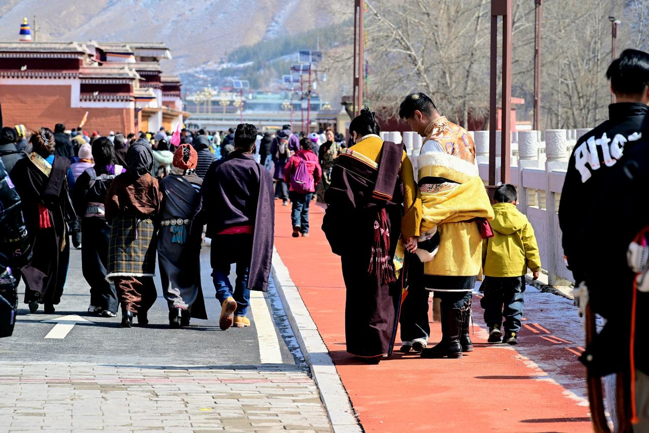 风雪有形，信仰无彊。信仰是穿透寒冬的暖阳，是冲破迷雾的灯塔，是跨越险阻的力量。心