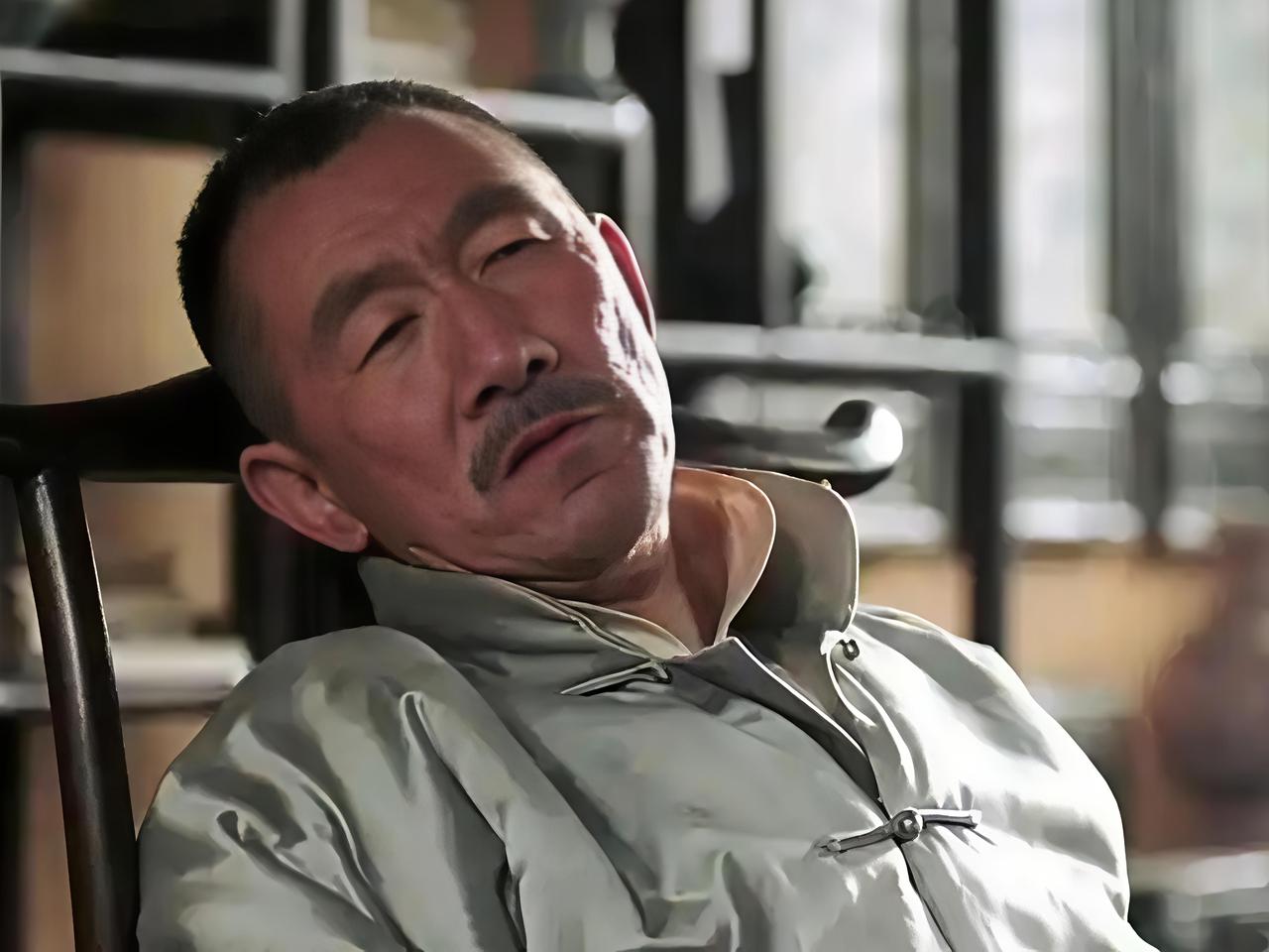 此时此刻德黑兰老哈家正上演的这出父死子继，让我想起了《少帅》里97年前沈阳老张家