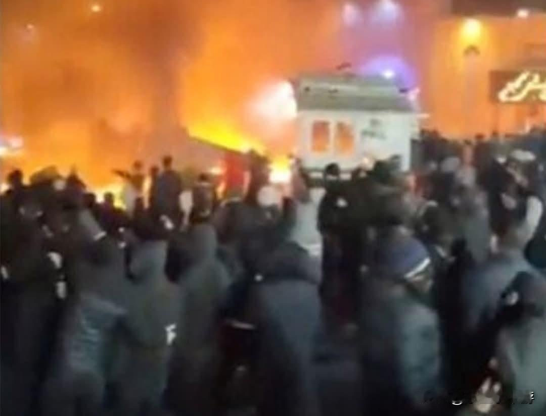 伊朗示威死亡人数升至538人 ，总统莱希：绝不允许暴徒摧毁社会！
 
综合外媒报