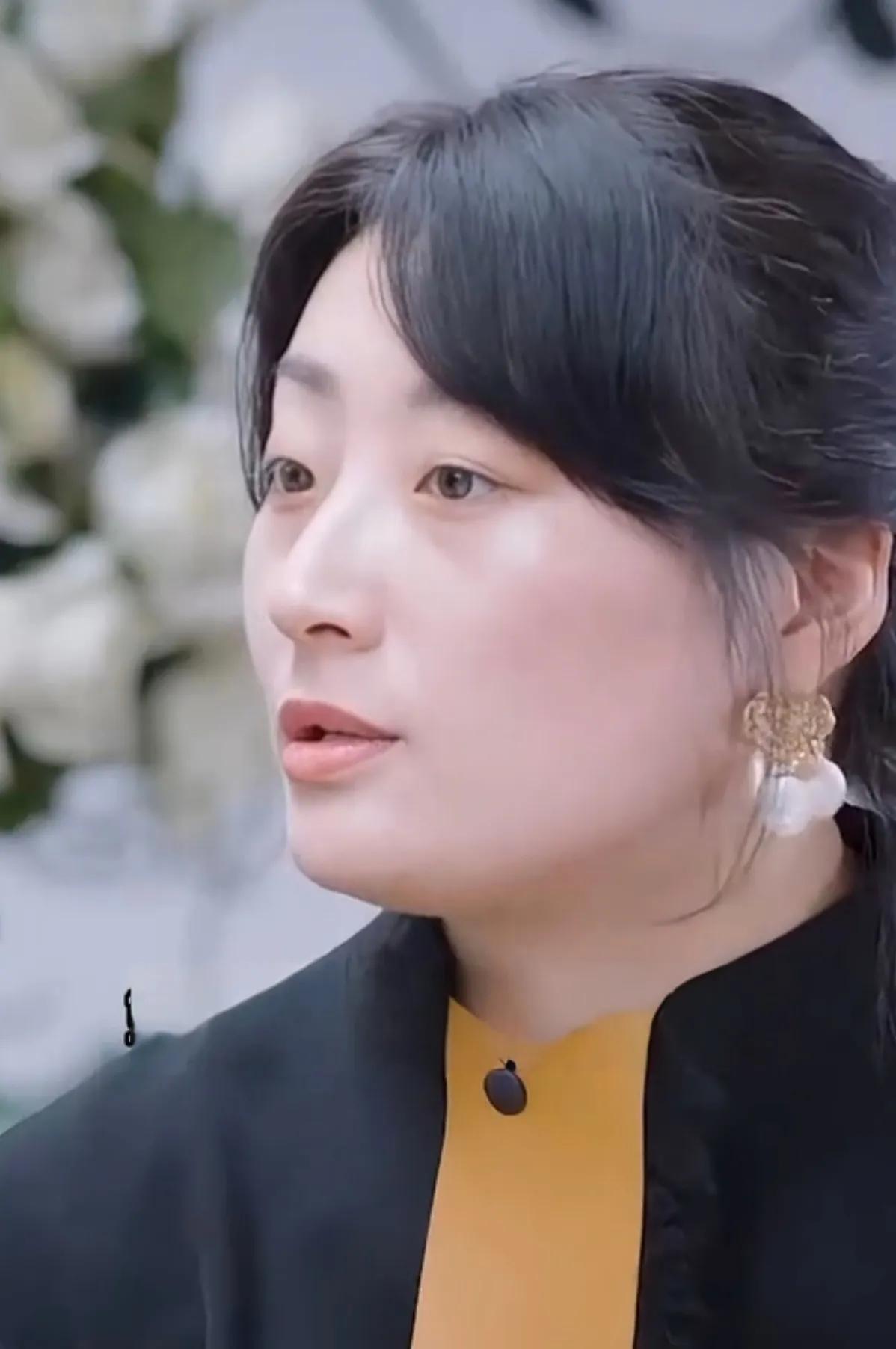 久闻宗馥莉不是常人眼里的普通富二代。
早些年间，就曾流传过关于他和万达公子王思聪