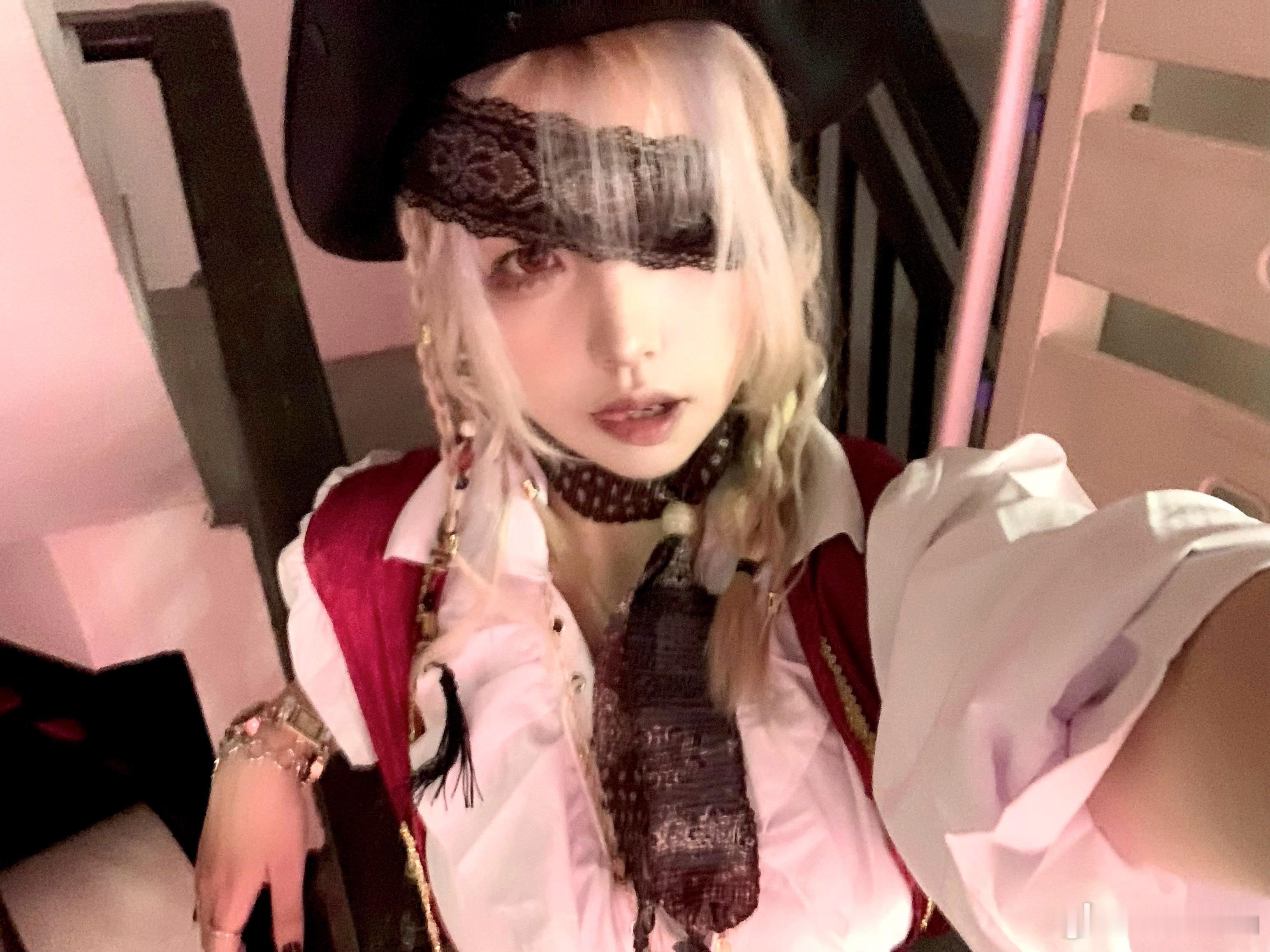 新公式照感觉如何呢😈想了很久终于尝试了的主题，全力备战新原创中🏴☠️🏴☠️