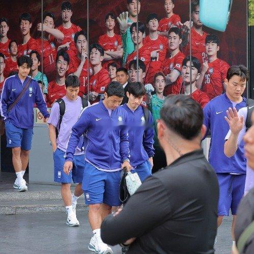 韩国国脚每人获35.5万奖金6月29日，韩国队未能跻身成绩最优的八个小组第三，遗