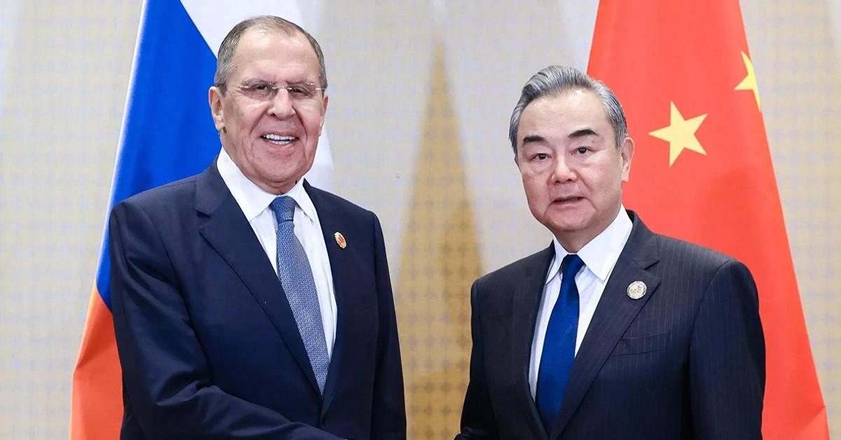 谁能想到，就在4月14日俄罗斯外长拉夫罗夫专机落地北京的几个小时后，大洋彼岸的特