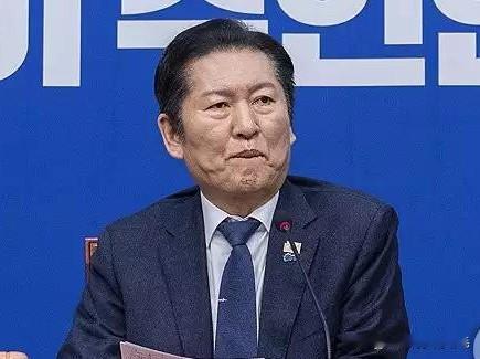 2月6日韩国共同民主党合党争议升级 ，一份内部文件的曝光使党权派（亲郑派）与非党