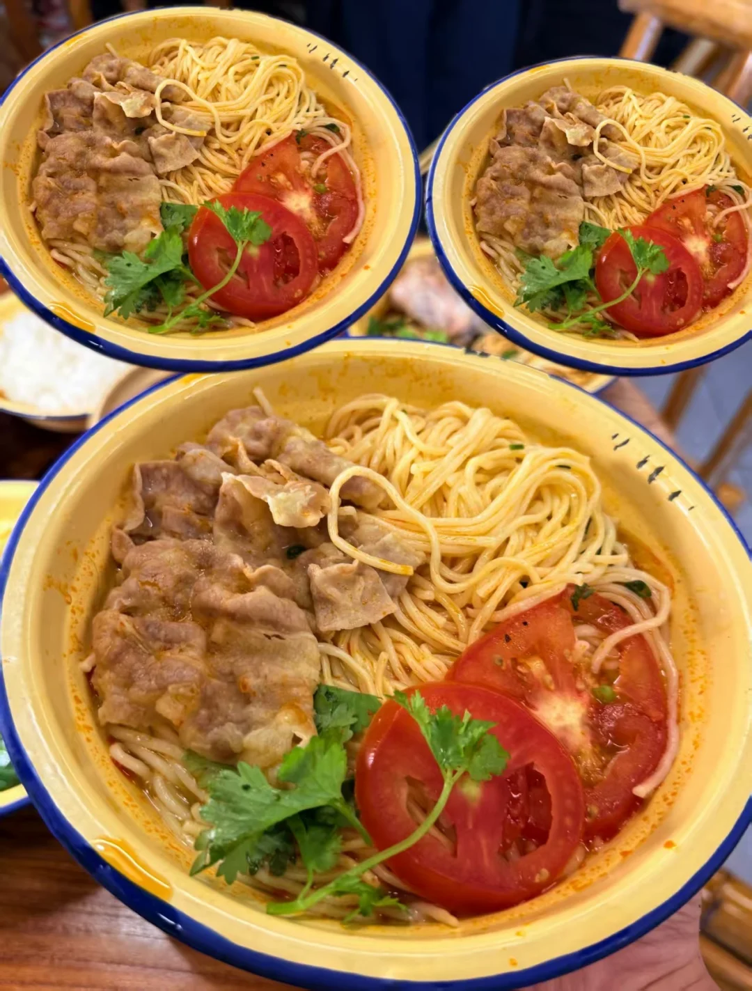 反复来吃的小面！！我能炫三碗🍜💥
