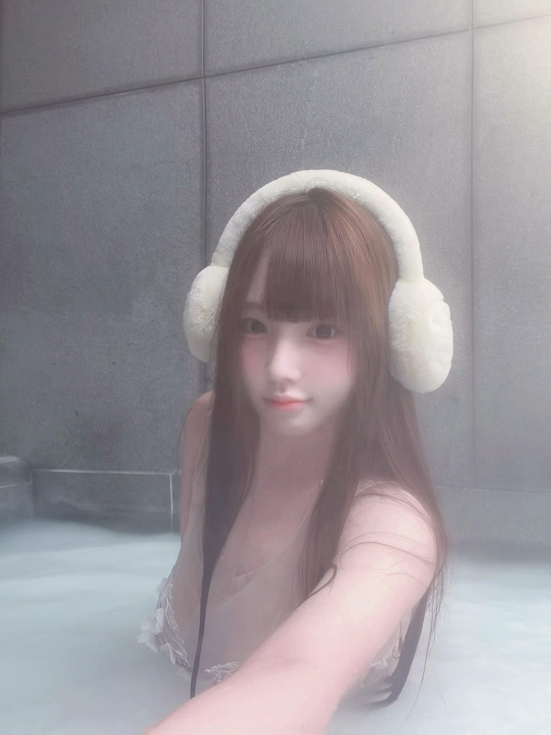 你和雪有个共同点 落在眉睫 都是泪水