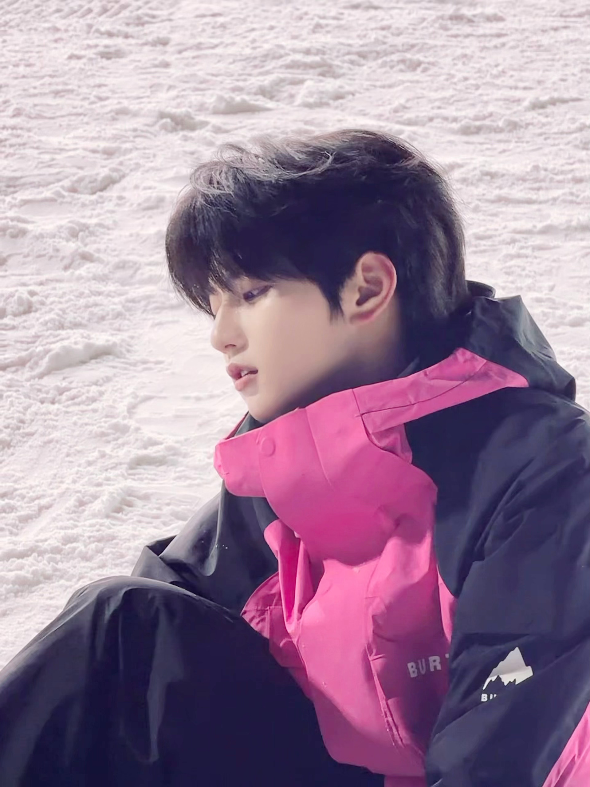 穆祉丞  穆祉丞周五晚高疯  🍊朝朝穆穆 希望你往后的日子里，漂亮的眼睛要流幸