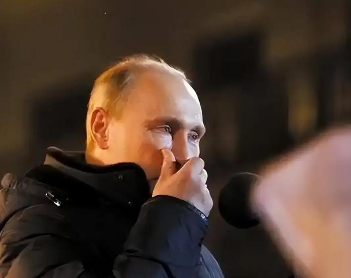 谈笑风生藏算计！普京与特朗普通话1个半小时，字字都是博弈

普京和特朗普通话时笑