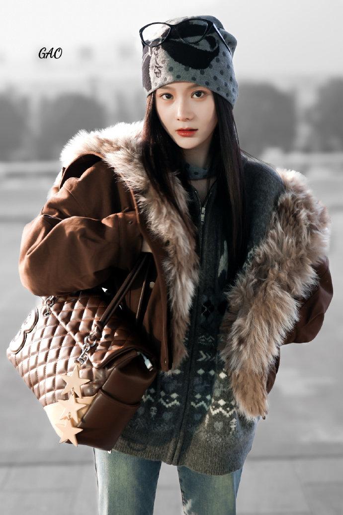 马秋元[超话] ❤️演员马秋元 满心偏爱皆予马秋元，无需多言，无需解释，坚定选择