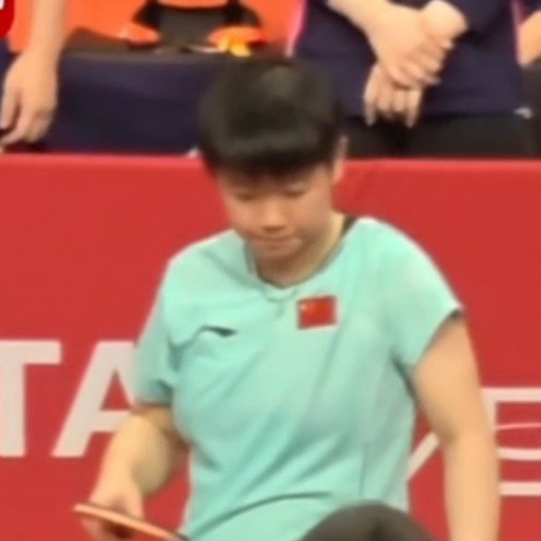 小莎要文件袋🫳🏻孙颖莎 ​​​