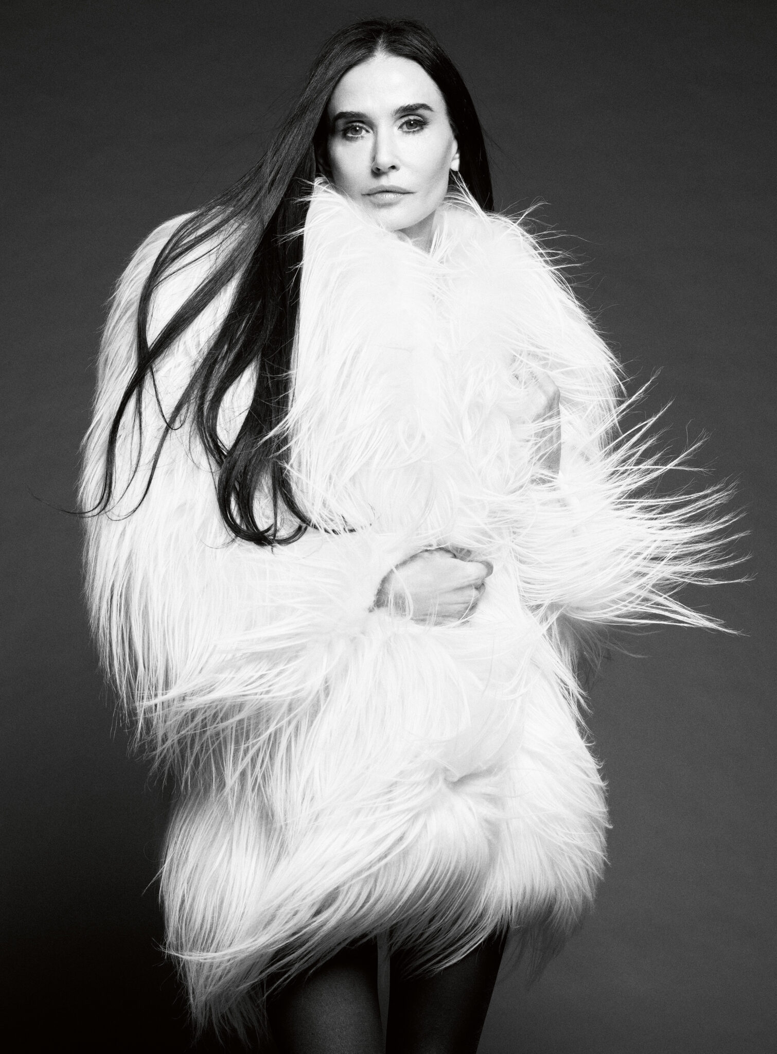 V Magazine  Summer  2026 Demi Moore 新封面 