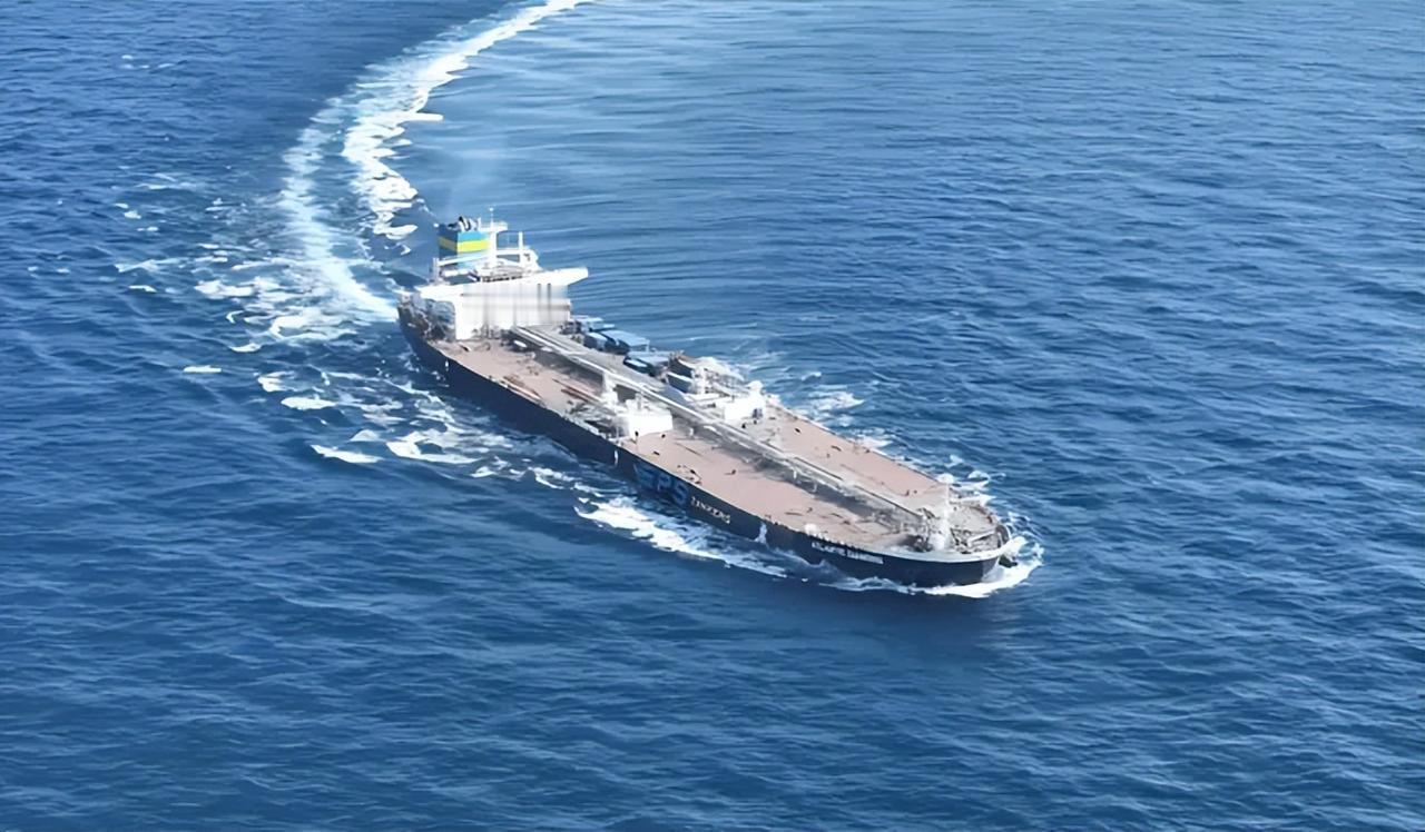 你扣我油轮，我没收你军火，中国海警发布海报：敢运海马斯就登船

这事说白了，其实