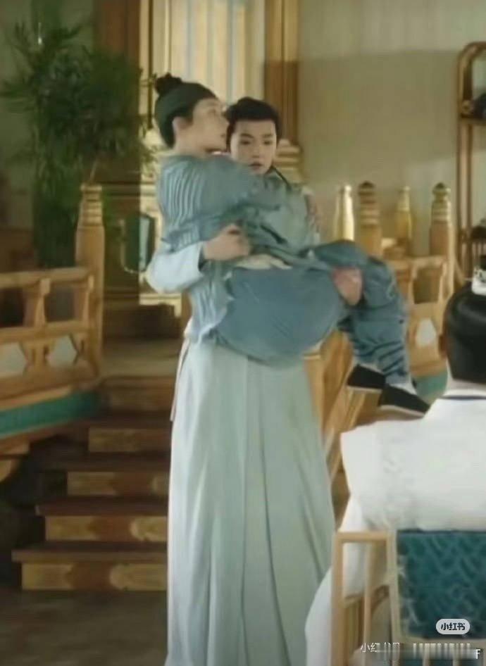 第一次心疼男演员工伤，还是因为它是肥猪杨滋