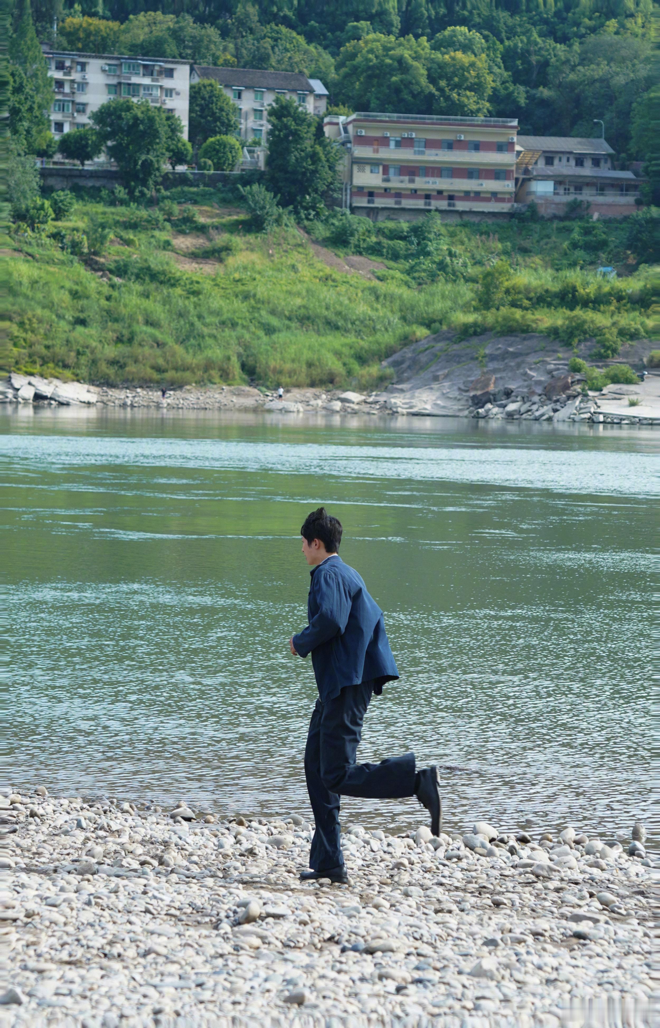 黄景瑜[超话]  hjy黄景瑜陈一众 hjy黄景瑜楚南飞 𝓣𝓮𝓮𝓃𝒶?