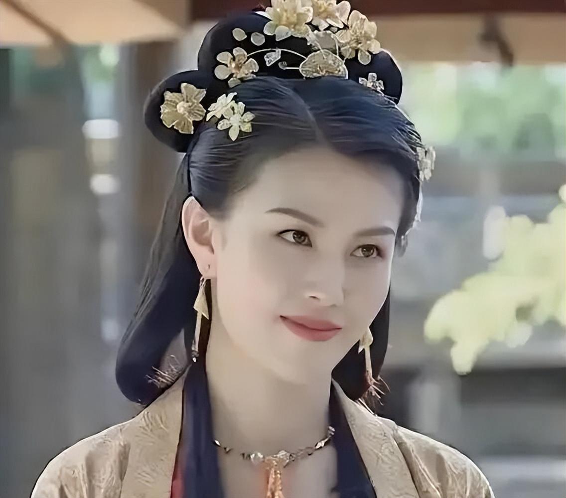 52 岁，演过几十部热播剧，曾经的黄金女配角，如今却倾家荡产？朱晏这一声叹息，听