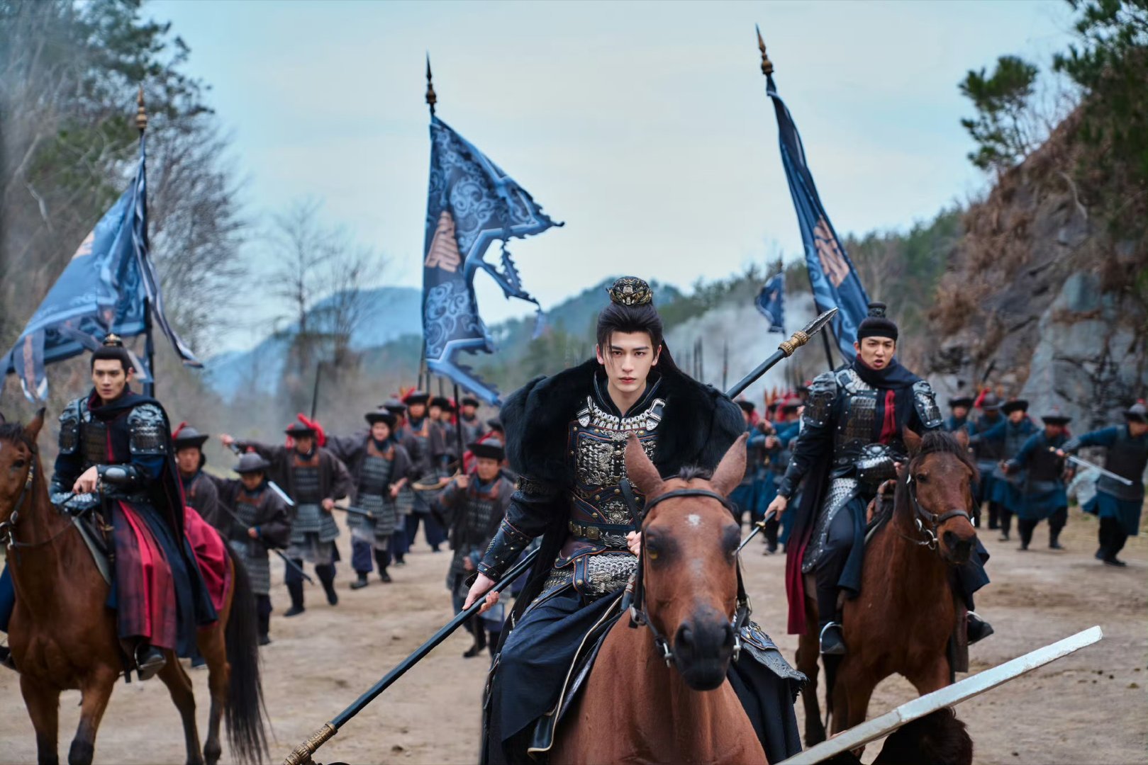 王鹤棣张凌赫什么叫冷脸萌完全是建模身材建模长相