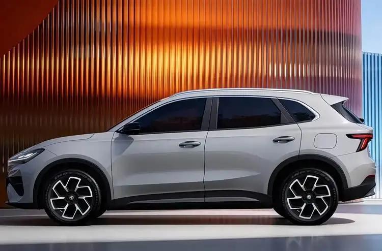 2026年初，上汽名爵推出MG 4X纯电SUV，入门版就用半固态电池，续航510