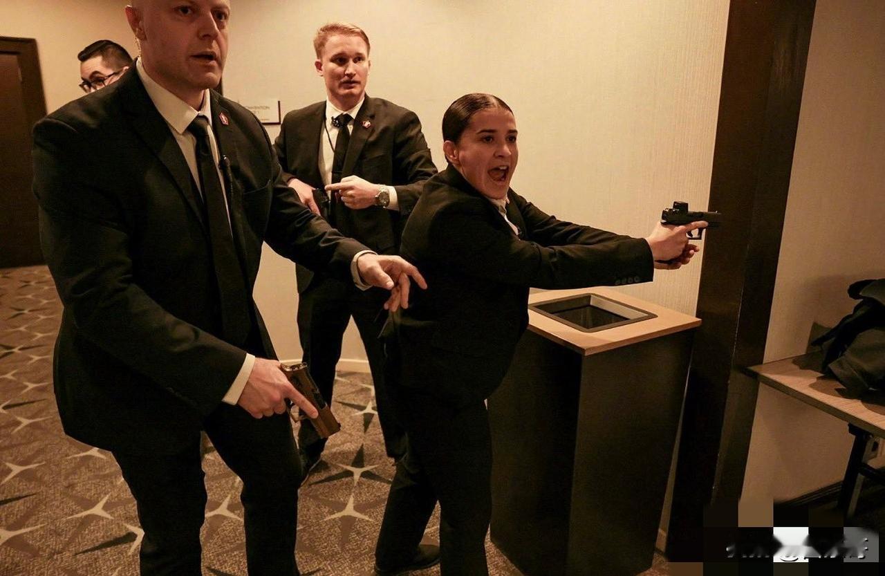 自由美利坚，枪击每一天。
当地时间4月25日晚，美国首都华盛顿再次发生枪击事件，