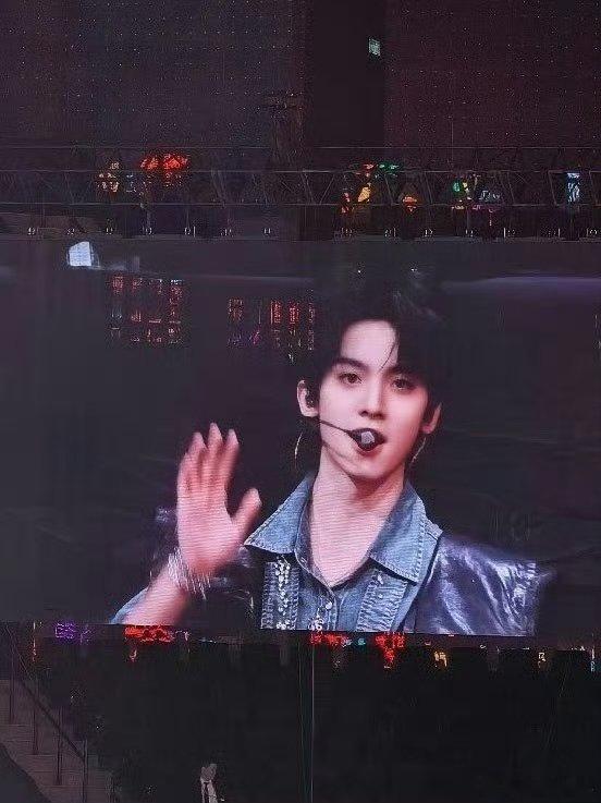 TOP登陆少年说我们想赢TOP登陆少年说想赢TOP登陆少年哭了荣耀之战，TOP登