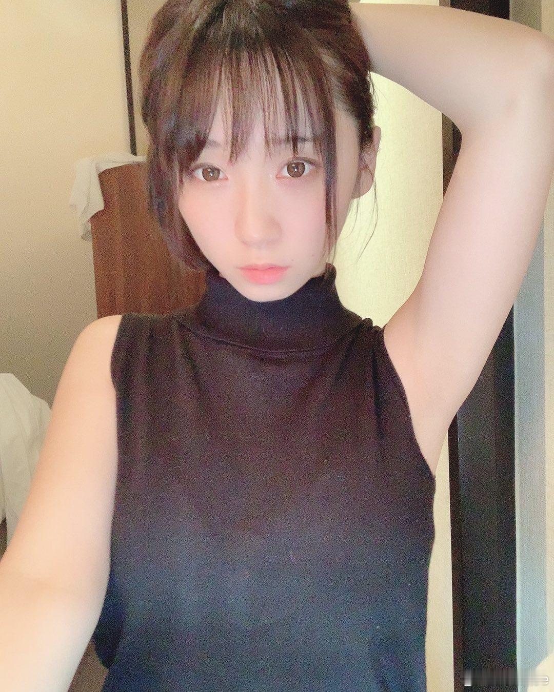 啾一个 伊织萌 日常分享 自拍