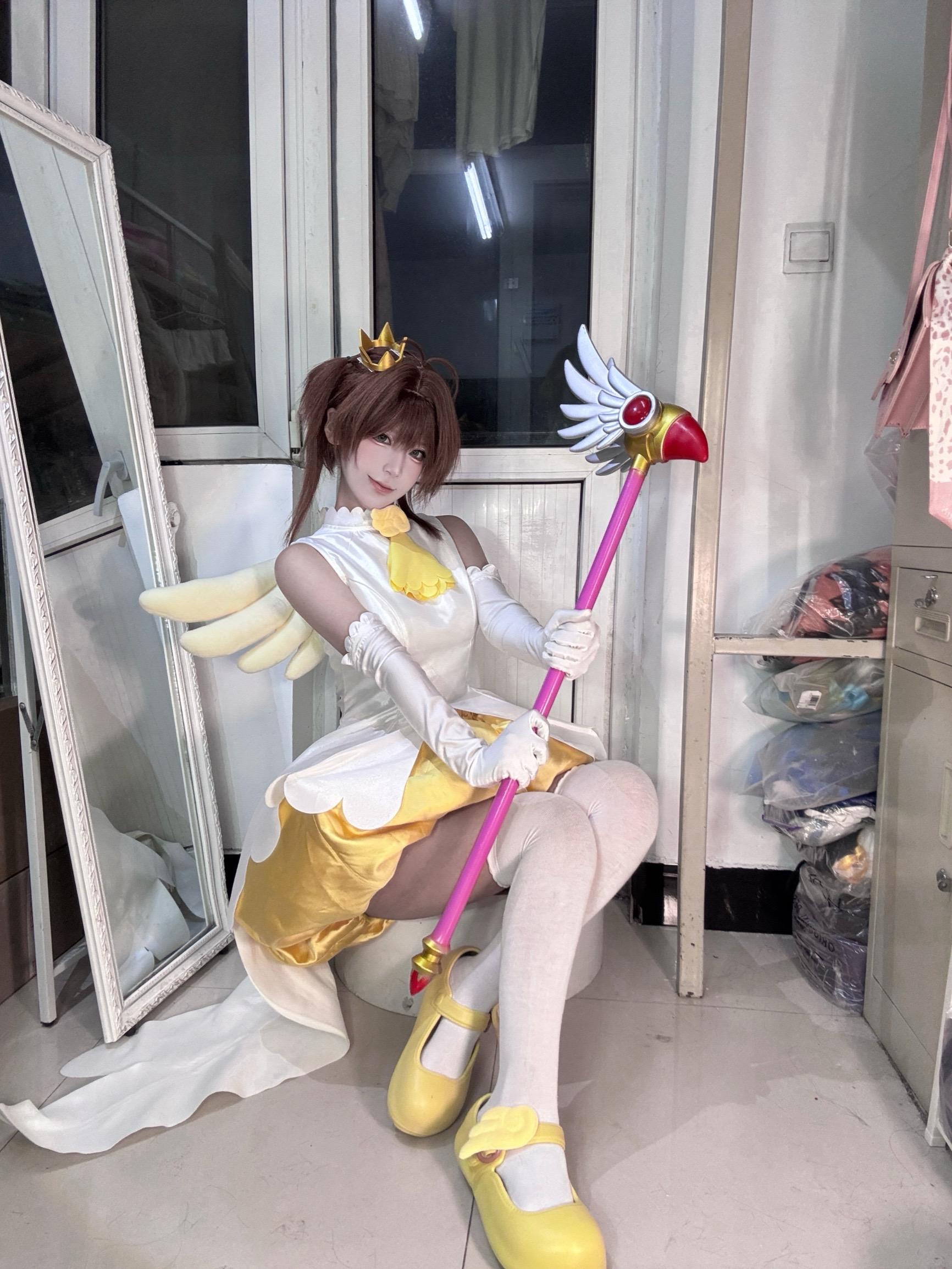 萌王降临 封印解除。