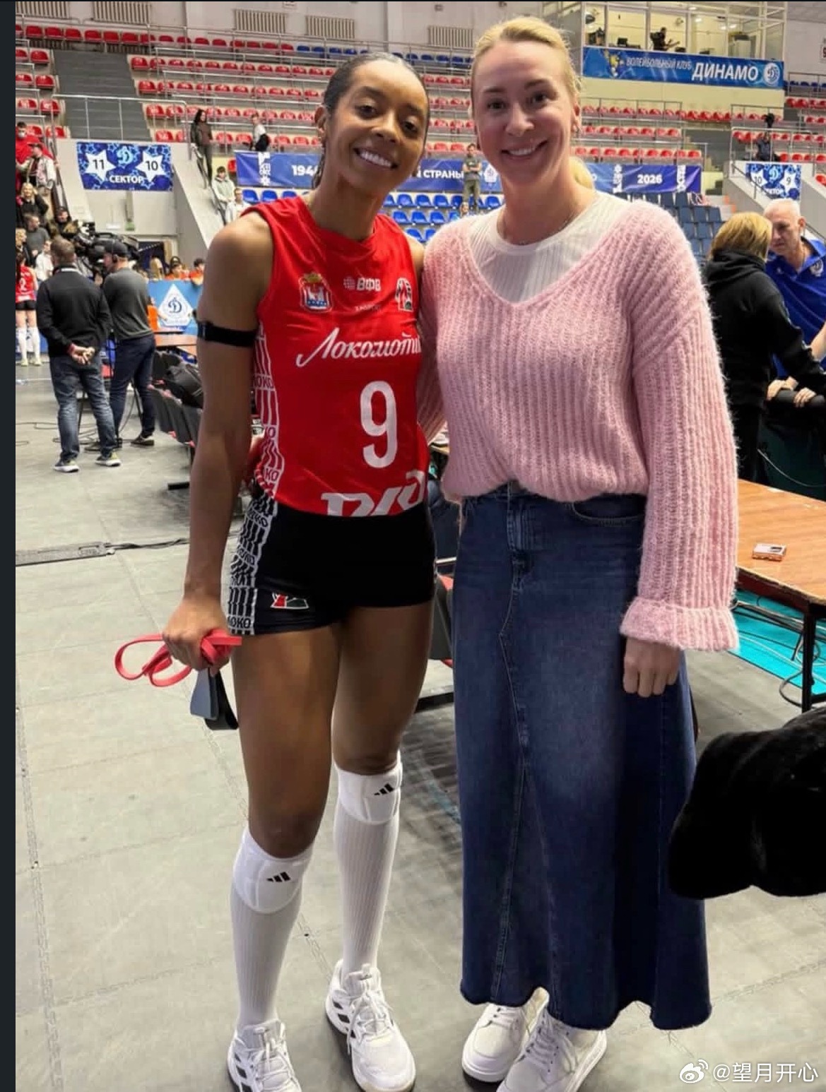 索科洛娃与基西合影世界女排新闻国际排坛动态