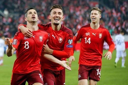 096  世界杯   瑞士vs哥伦比亚方向；让胜比分；1-1 2-1  2-2进