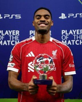 英超中场球员：防守对抗成功率◉ 75.0% — 格拉文贝赫（利物浦，23岁）◎ 